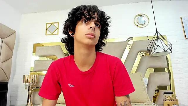 Ibratxandy online show from November 2025 07:07:01 PM