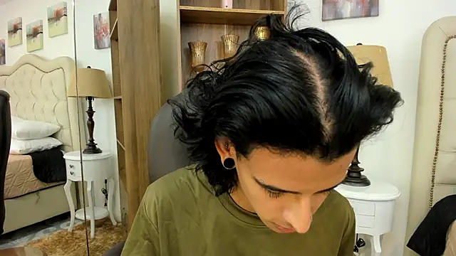 Ibratxandy online show from February 2026 07:03:01 PM