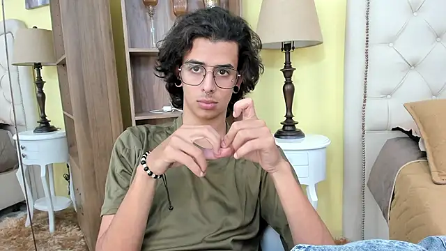 Ibratxandy online show from January 2026 07:07:02 PM