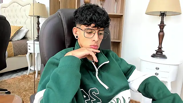 Ibratxandy online show from March 2026 04:24:02 PM