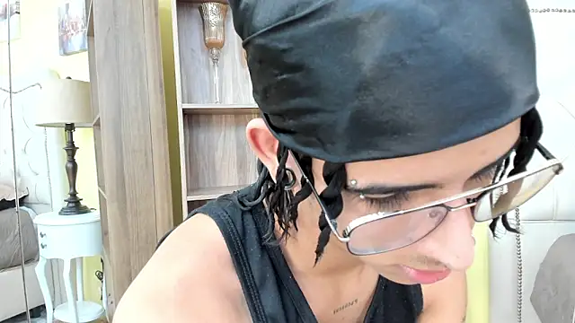 Ibratxandy online show from January 2026 07:17:01 PM