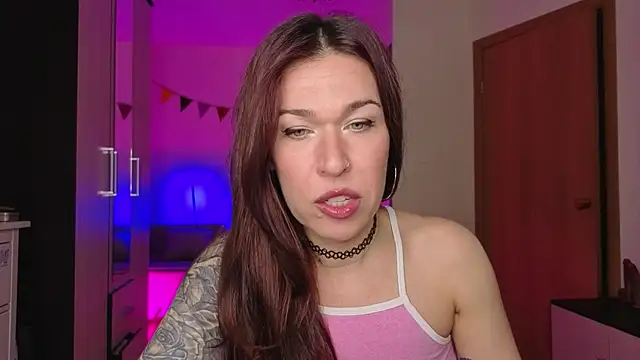 ReginaFoXXXy online show from May 2026 11:19:02 AM