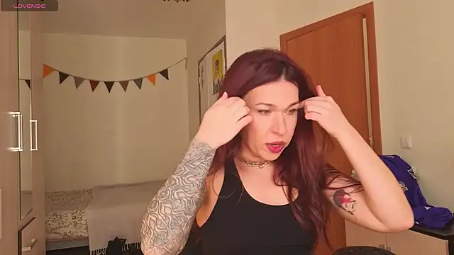 ReginaFoXXXy online show from March 2026 09:55:02 AM