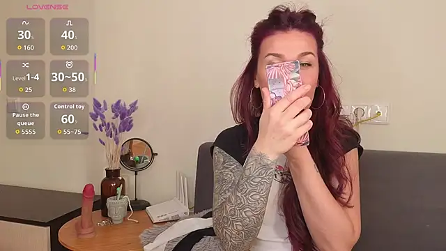 ReginaFoXXXy online show from March 2026 12:10:02 PM