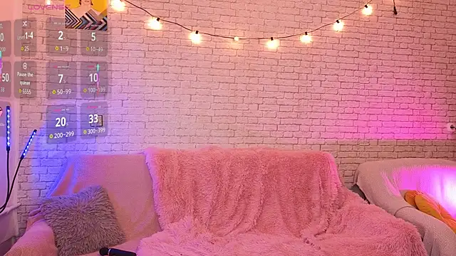 Snapshot of ReginaFoXXXy chatting on October 2025 10:01:02 AM ReginaFoXXXy online show from October 2025 10:01:02 AM