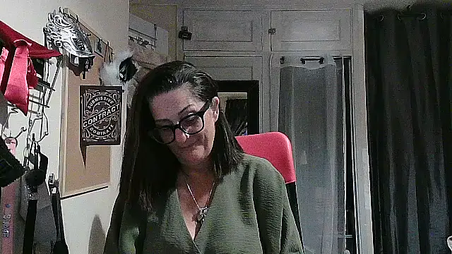 Snapshot of Mistress-Ivy51 chatting on October 2025 05:58:02 PM Mistress-Ivy51 online show from October 2025 05:58:02 PM