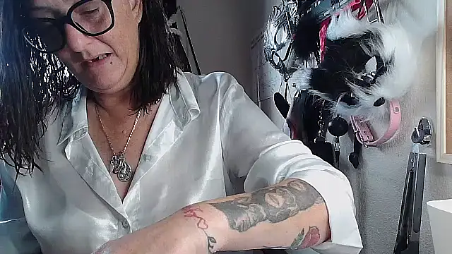 Snapshot of Mistress-Ivy51 chatting on September 2025 06:13:01 AM Mistress-Ivy51 online show from September 2025 06:13:01 AM
