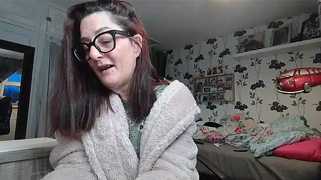 Mistress-Ivy51 online show from February 2026 07:26:02 AM