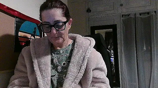 Mistress-Ivy51 online show from November 2025 06:06:01 AM