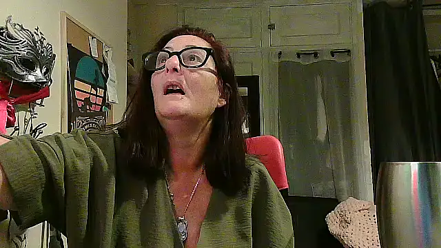 Mistress-Ivy51 online show from October 2025 05:29:01 AM