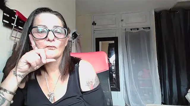 Snapshot of Mistress-Ivy51 chatting on October 2025 08:48:01 AM Mistress-Ivy51 online show from October 2025 08:48:01 AM