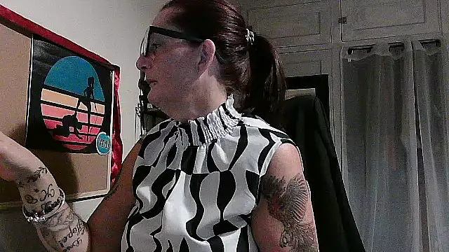 Mistress-Ivy51 online show from November 2025 06:41:01 AM