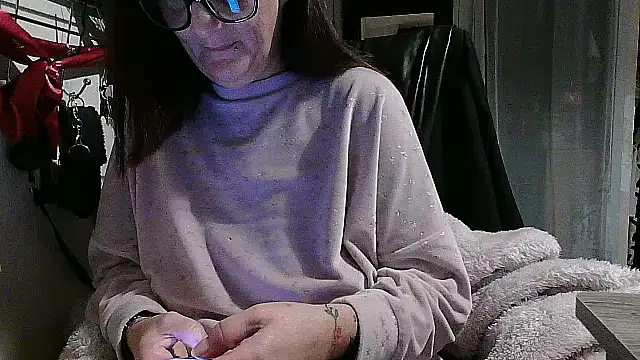 Mistress-Ivy51 online show from November 2025 06:29:02 AM