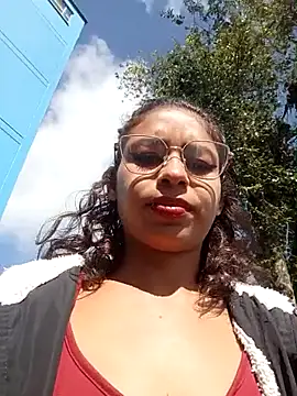 Snapshot of Tendercouple1 chatting on May 2026 01:58:01 PM Tendercouple1 online show from May 2026 01:58:01 PM