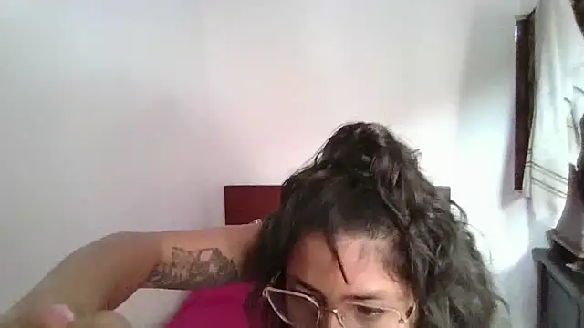 Snapshot of Tendercouple1 chatting on May 2026 03:49:01 PM Tendercouple1 online show from May 2026 03:49:01 PM