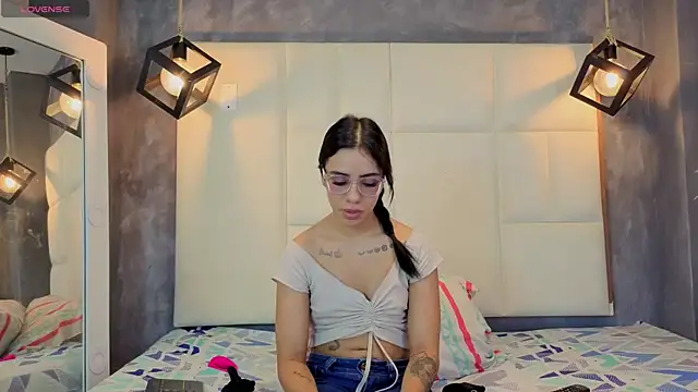 Rachel Donnelly online show from March 2026 11:48:02 PM