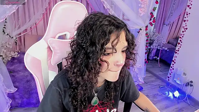 bunny curly online show from September 2025 01:33:01 PM