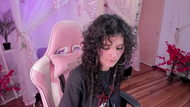 bunny curly online show from October 2025 03:00:02 PM
