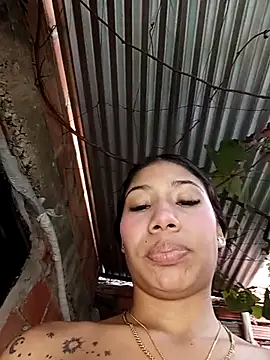 Rous-squir online show from November 2025 01:04:01 PM