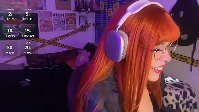 PixelKitty  online show from November 2025 03:45:01 PM