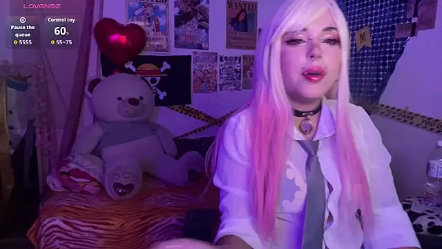 PixelKitty  online show from April 2026 01:01:02 AM