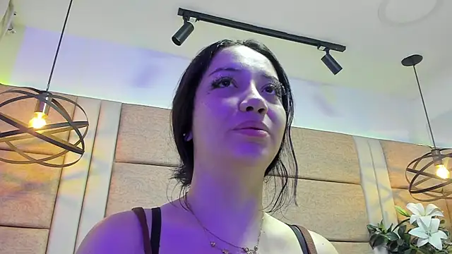 BarbieMonet online show from October 2025 11:42:01 AM