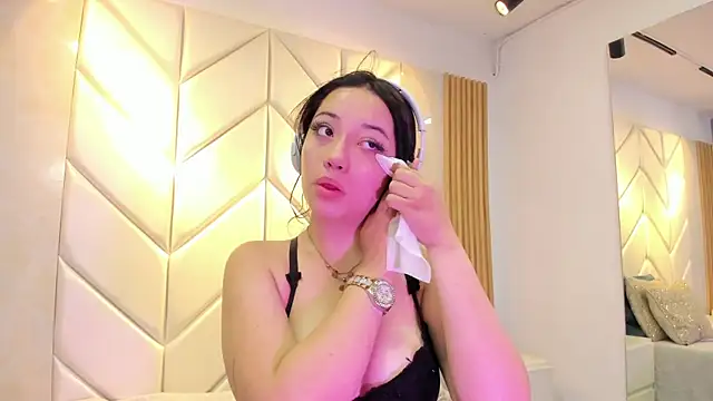 BarbieMonet online show from October 2025 11:53:02 AM