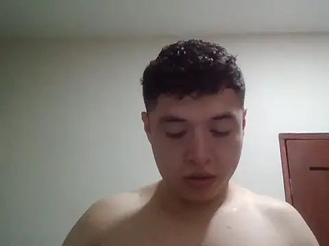 Snapshot of VosBaja chatting on October 2025 05:52:02 AM VosBaja online show from October 2025 05:52:02 AM
