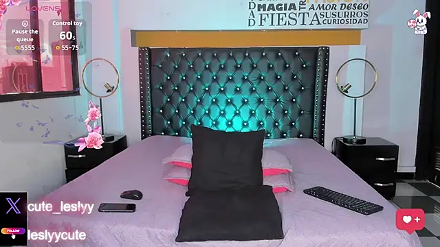 lesly cutee online show from October 2025 01:08:02 PM