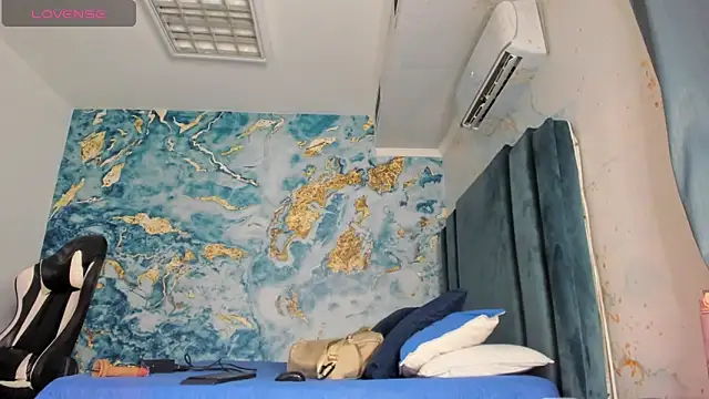 lesly cutee online show from March 2026 03:43:01 PM