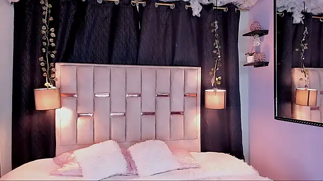 Hanzking01 online show from November 2025 03:21:02 AM