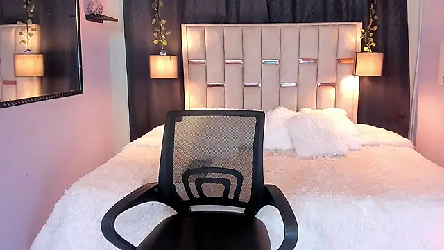 Hanzking01 online show from November 2025 03:51:04 AM