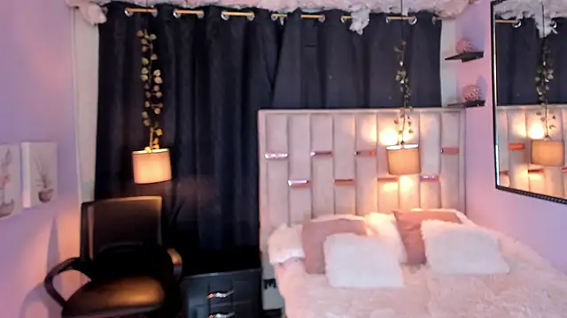 Hanzking01 online show from November 2025 03:07:01 AM