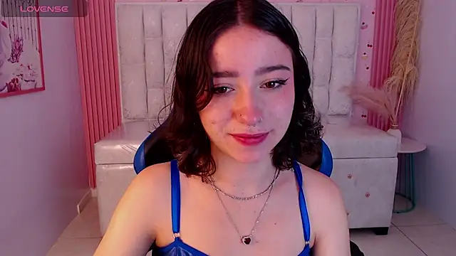 venuss09 s online show from November 2025 02:05:01 PM