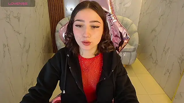 venuss09 s online show from December 2025 01:24:02 PM