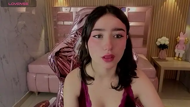 venuss09 s online show from April 2026 01:24:01 PM