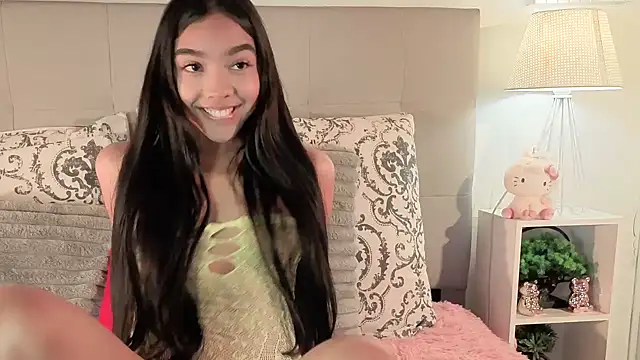 pocahontamoon online show from June 2026 03:06:02 PM