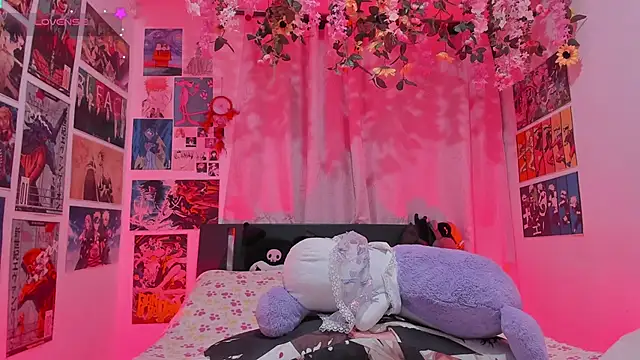 FluffyMelons online show from February 2026 11:04:01 PM