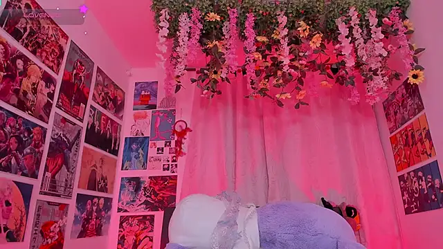 FluffyMelons online show from February 2026 11:05:02 PM