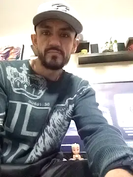 andrusstik online show from November 2025 04:33:02 AM