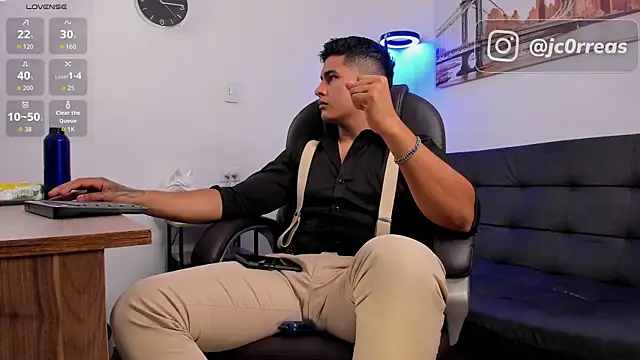  Juanes online show from October 2025 08:08:02 PM