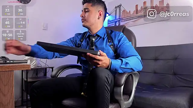  Juanes online show from December 2025 10:03:02 PM