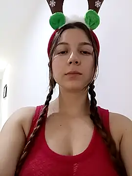 Arianna Moss online show from December 2025 04:06:02 PM