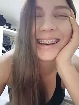 Arianna Moss online show from June 2026 10:00:02 PM