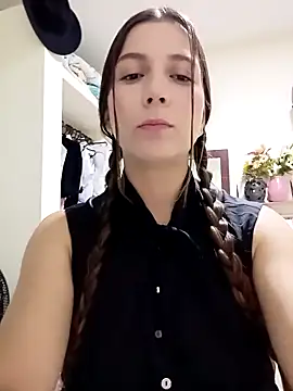 Arianna Moss online show from April 2026 11:45:02 PM