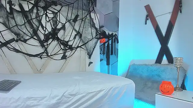 PeterBowel online show from October 2025 01:57:01 AM