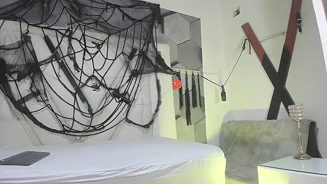 PeterBowel online show from October 2025 02:23:01 AM