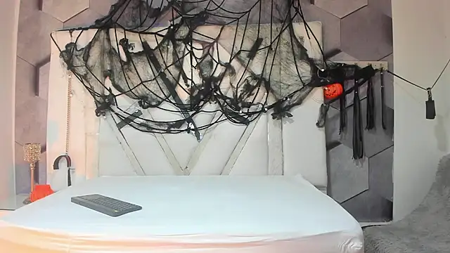 PeterBowel online show from October 2025 02:21:02 AM