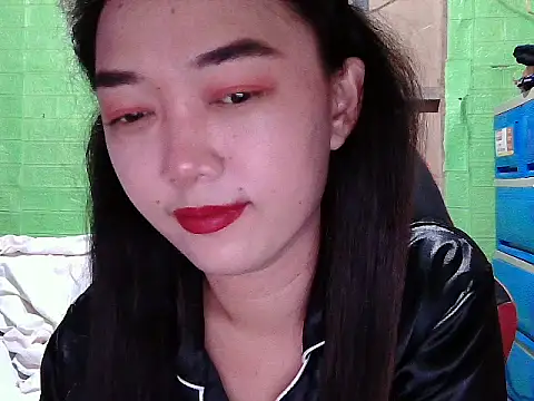 lucky rona online show from April 2026 12:52:02 PM