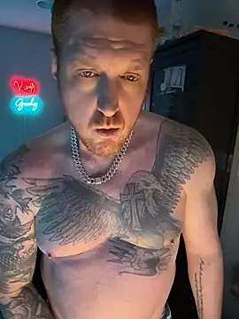 Snapshot of CloudyKingG chatting on April 2026 03:46:01 AM CloudyKingG online show from April 2026 03:46:01 AM